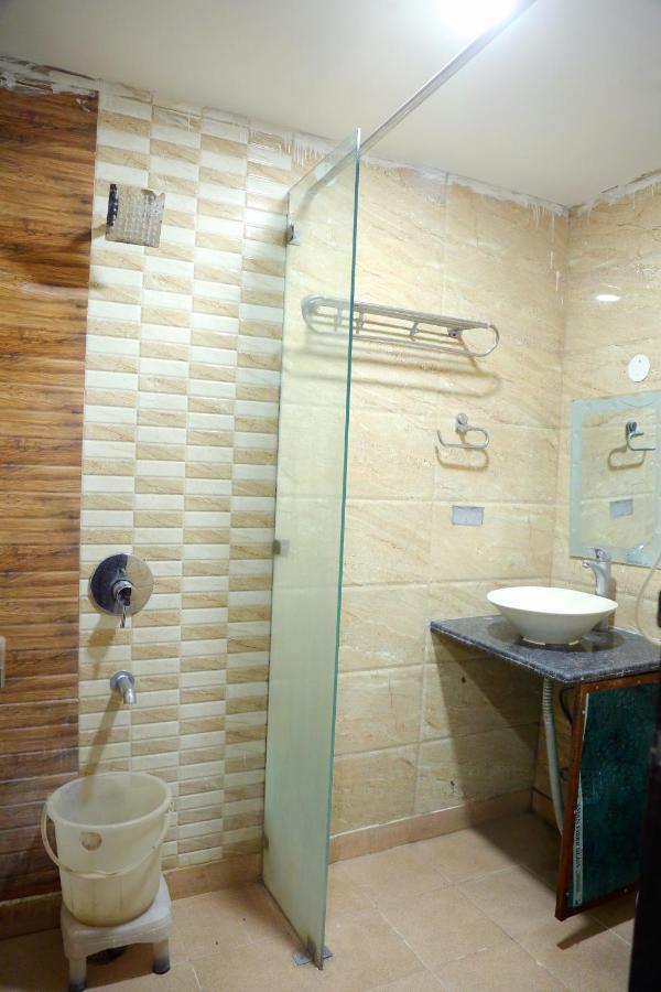 Aerocity Hotel Jindal Palace Delhi- A Well Hygiene Property"All Staff Vaccinated " Нью-Дели Экстерьер фото