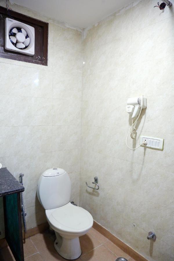 Aerocity Hotel Jindal Palace Delhi- A Well Hygiene Property"All Staff Vaccinated " Нью-Дели Экстерьер фото