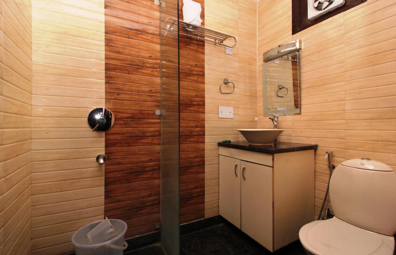 Aerocity Hotel Jindal Palace Delhi- A Well Hygiene Property"All Staff Vaccinated " Нью-Дели Экстерьер фото