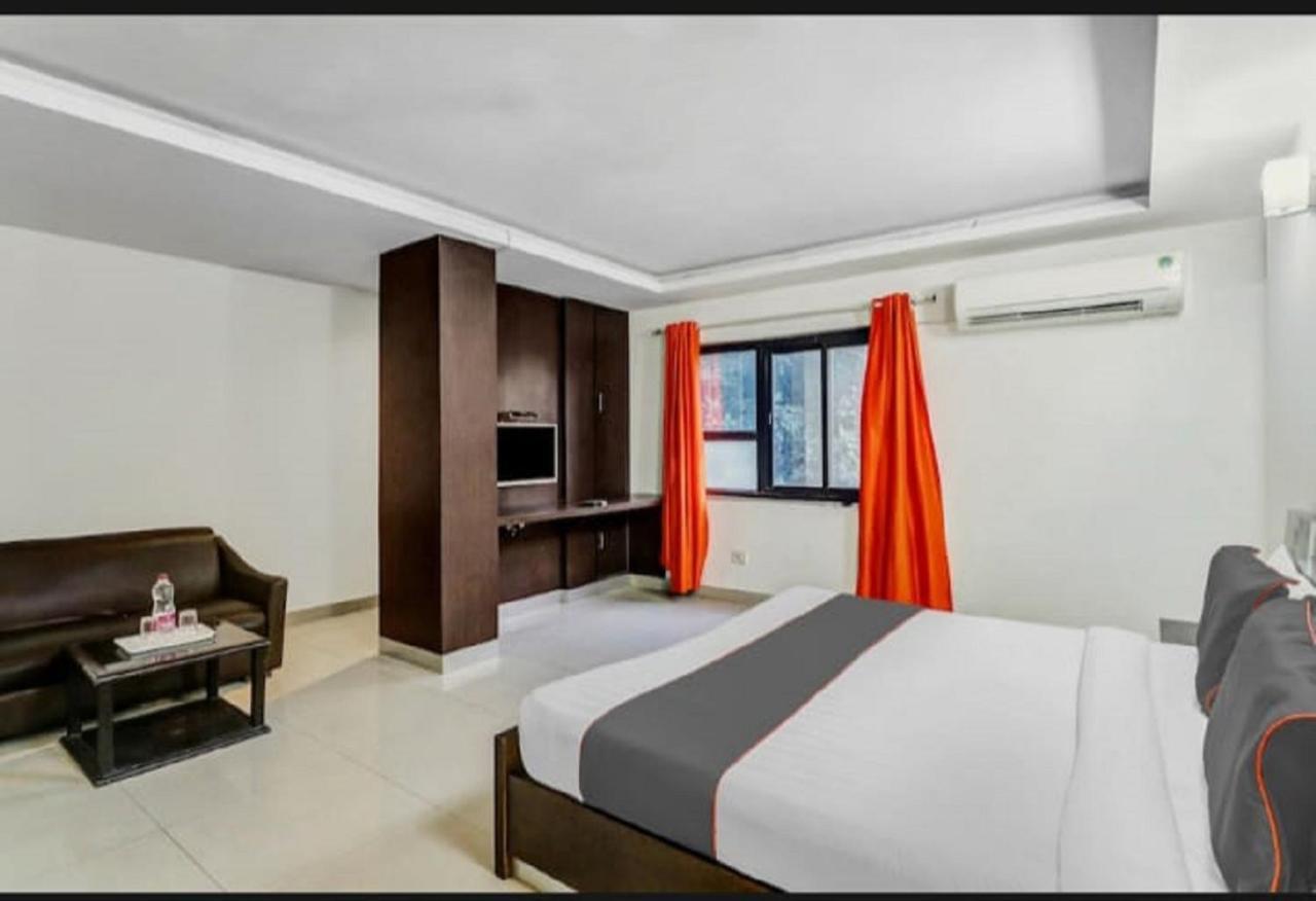 Aerocity Hotel Jindal Palace Delhi- A Well Hygiene Property"All Staff Vaccinated " Нью-Дели Экстерьер фото