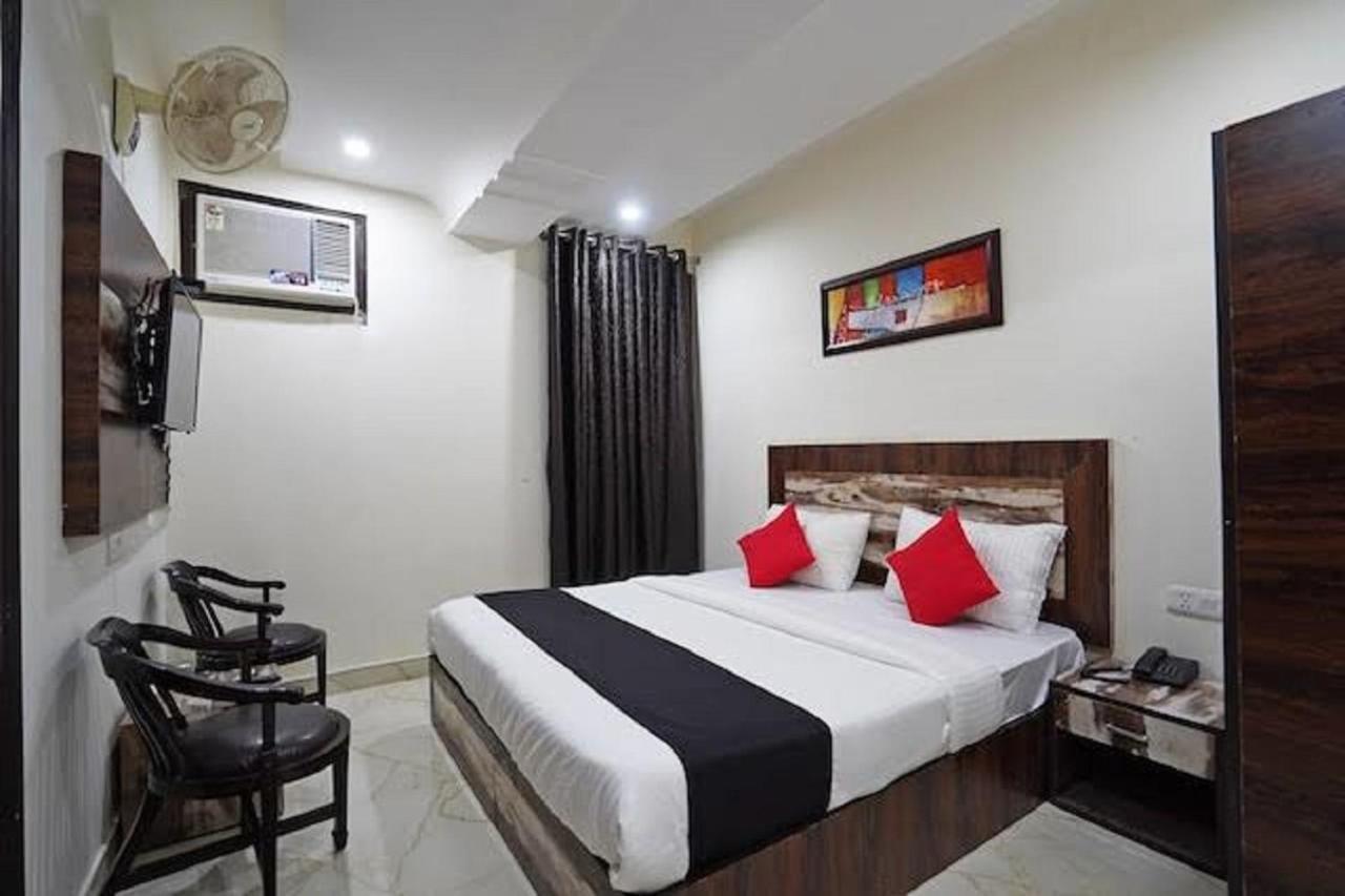 Aerocity Hotel Jindal Palace Delhi- A Well Hygiene Property"All Staff Vaccinated " Нью-Дели Экстерьер фото
